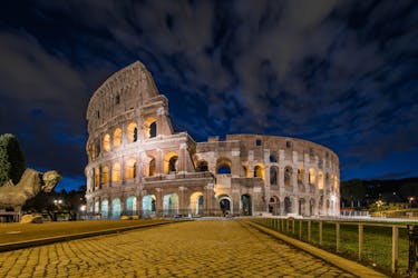 Ночная экскурсия по Риму в calessino кривляться